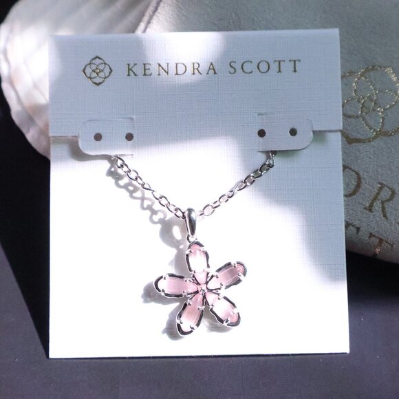 Kendra Scott Kyla Necklace Pink Cat's Eye Glass Silver - Picture 1 of 2